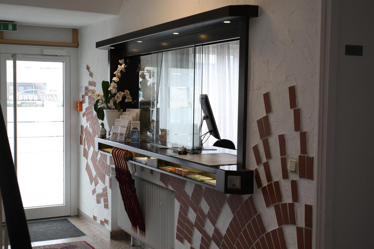 Hotel Buerger ซีเกิน ห้อง รูปภาพ