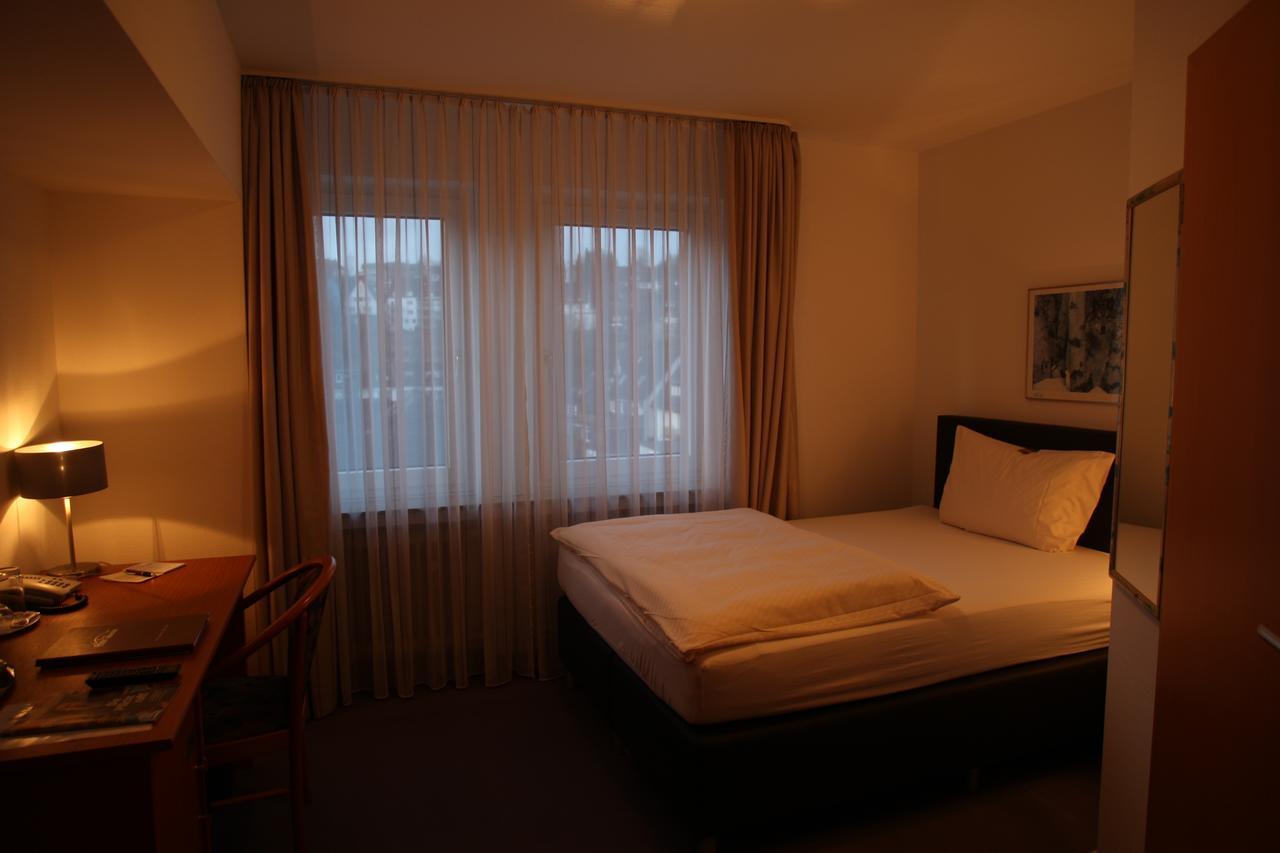 Hotel Buerger ซีเกิน ภายนอก รูปภาพ