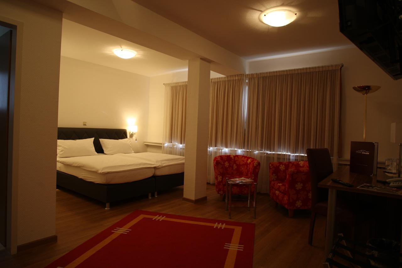 Hotel Buerger ซีเกิน ภายนอก รูปภาพ