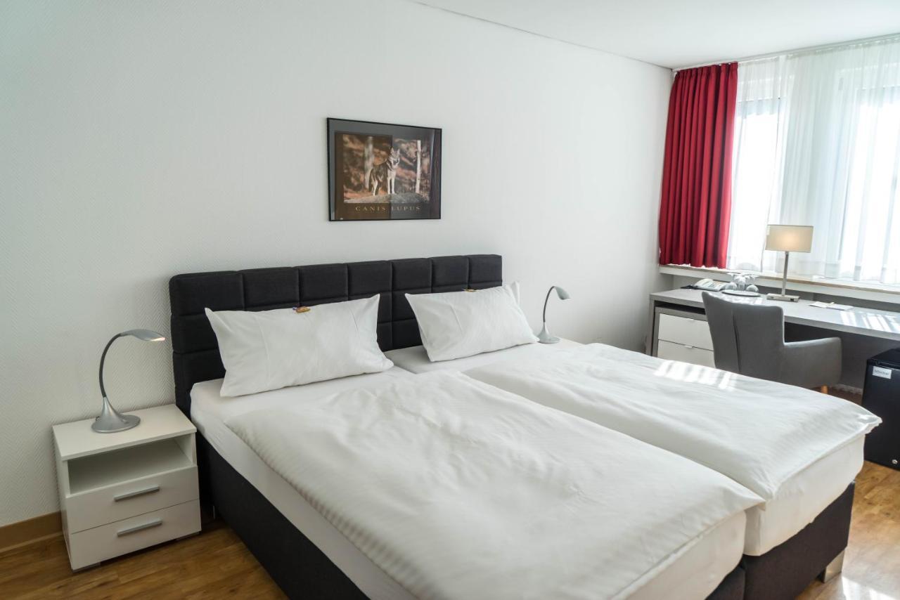 Hotel Buerger ซีเกิน ภายนอก รูปภาพ